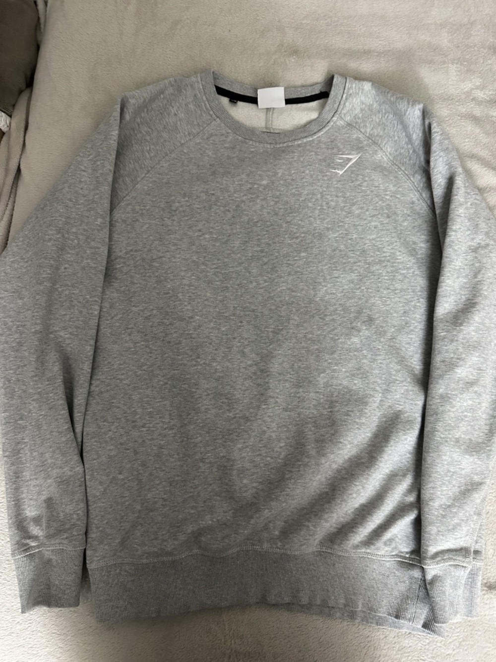 Gymshark Sweater Men’s Medium Gray Crest Long Sleeve Pullover Stretch Gym Yoga